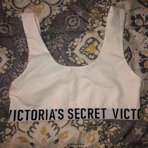 NWT VS sports bra! Comfort